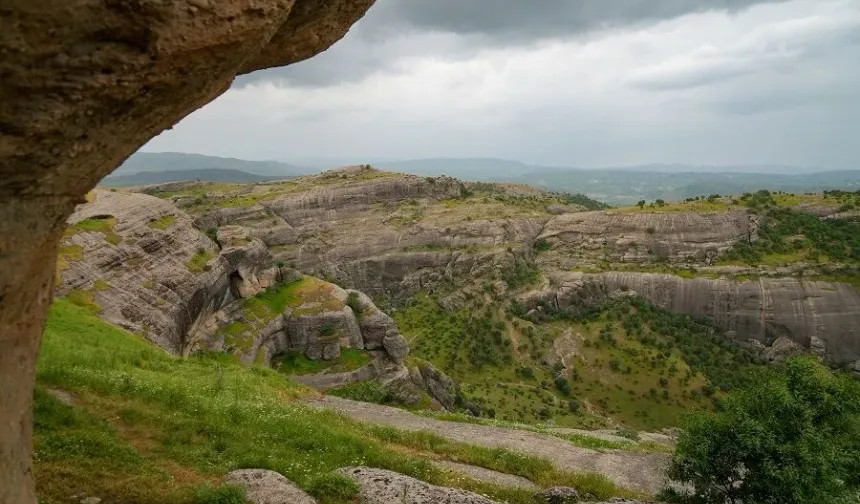 Diyarbakır’ın saklı hazinesi Kefrûn Kalesi tanıtım bekliyor!