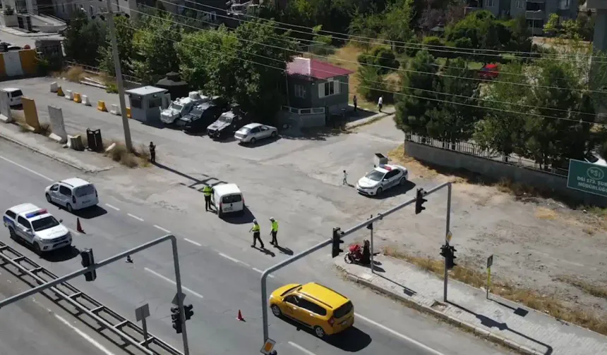 Trafik denetimlerinde havadan sıkı takip