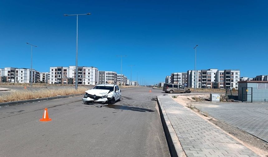Diyarbakır’da trafik kazası: 1 kişi ağır yaralandı