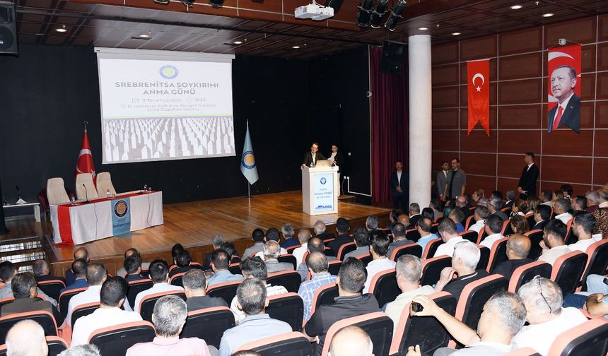 Dicle Üniversitesi 30. yılında Srebrenitsa Soykırımı'nı unutmadı