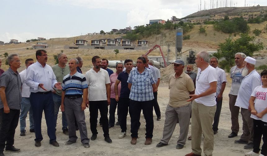 Mahalle sakinlerinden beton santrali tepkisi