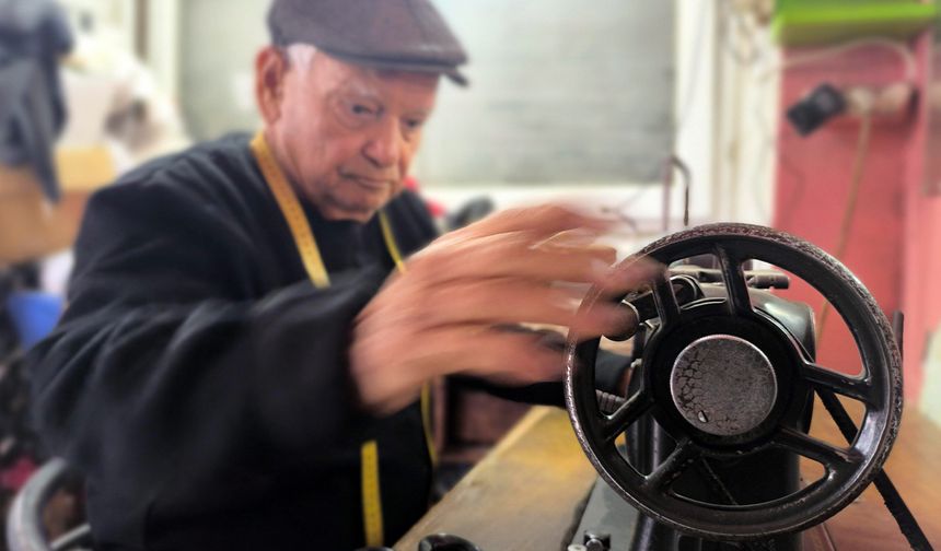 Adanalı 70 yıllık terzi: Bu meslek artık ayakta durmuyor
