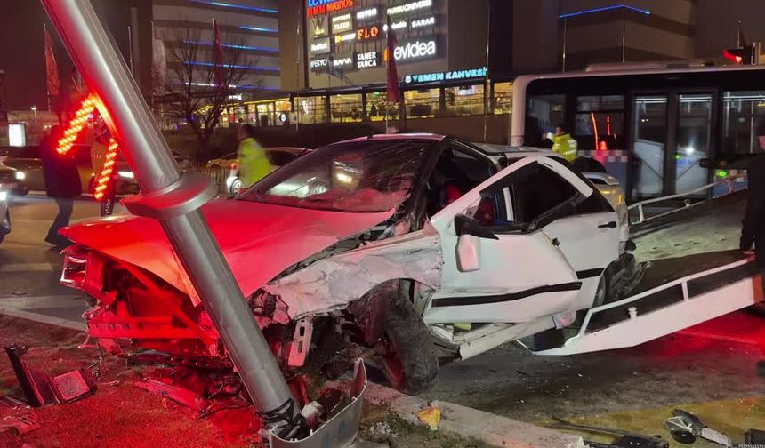 Erzurum’da polisten kaçan sürücü kaza yaptı, 3 kişi yaralandı