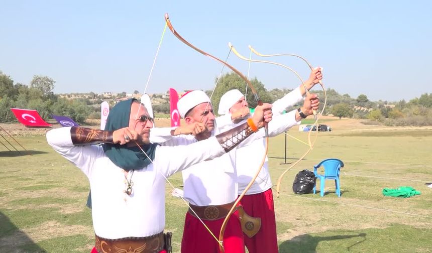 Remy-i Sedad Kupası'nda sporcular hedefi 180 metreden vurdu