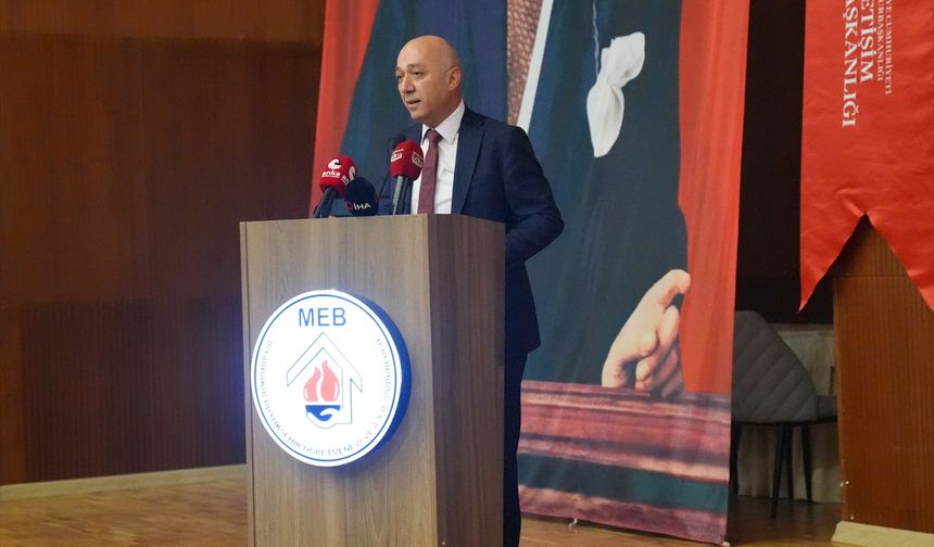 Diyarbakır'da kamu personeli için CİMER Eğitim Programı başladı