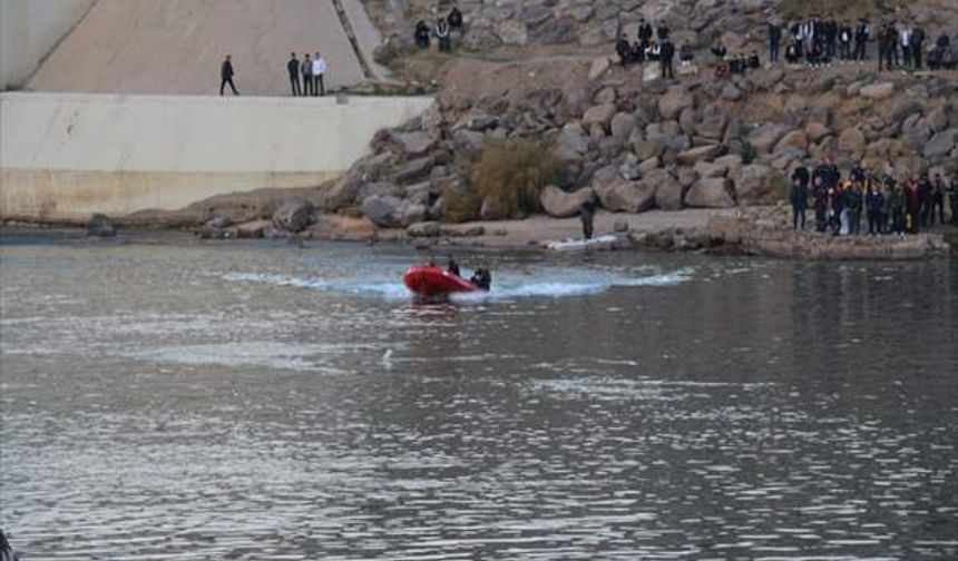 Dicle Nehri'ne düşen terliğini almak istedi, Suya düşüp kayboldu
