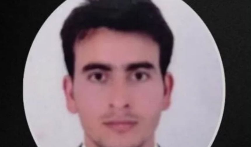 Diyarbakır'da genç doktor evinde ölü bulundu: Göz yaşları içinde toprağa verildi