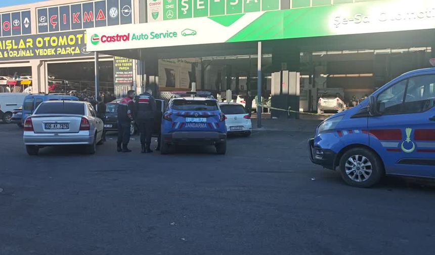 Diyarbakır'da sanayi sitesinde alacak-verecek kavgası: 4 yaralı