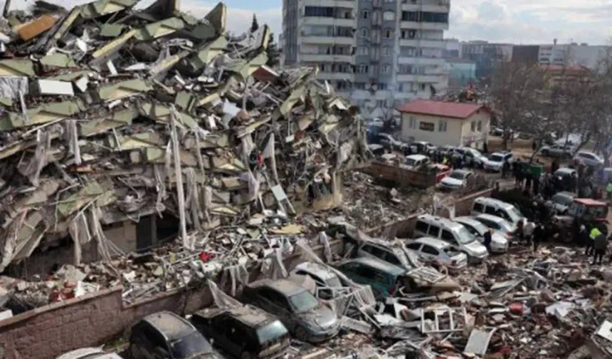 Gaziantep’te yıkılan Emre Apartmanı davasında 4 sanığa hapis cezası verildi