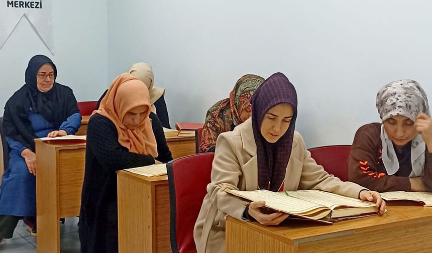 Kur'an'ı Kerim kurslarına yoğun ilgi