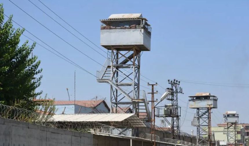 Meclis'te yoğun mesai: 55 bin mahkumun tahliyesi gündemde