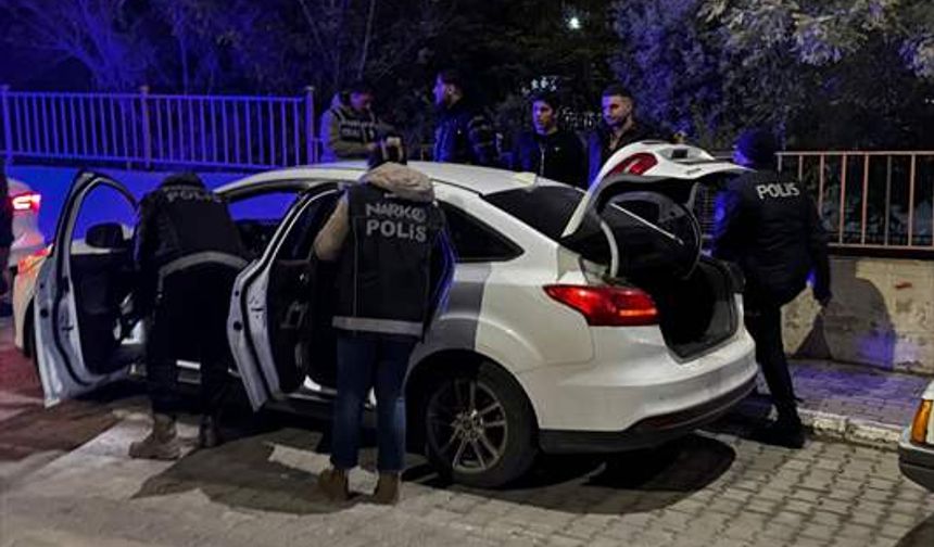 Şanlıurfa'da Vali, Narko alan ekiplerini ziyaret etti