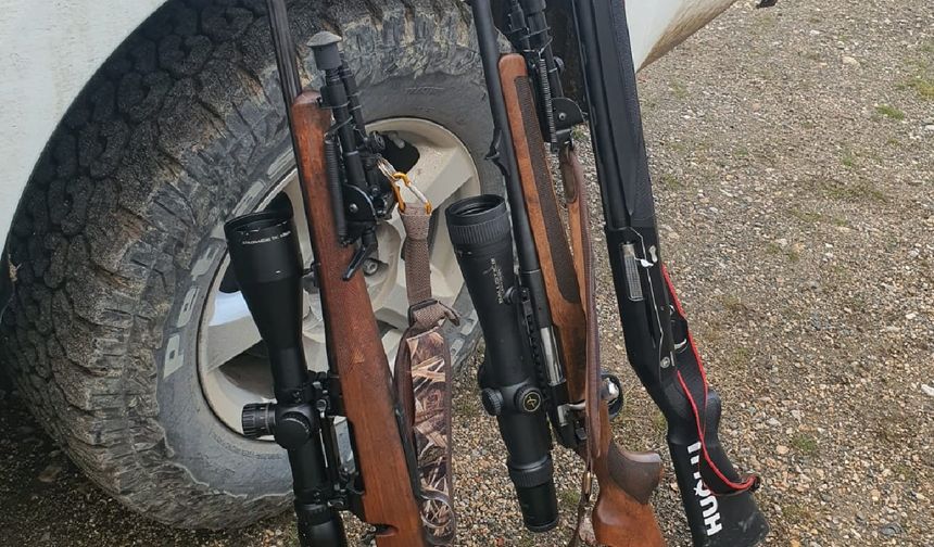 Vurulmuş yaban keçisi ve 3 tüfek bulundu: 970 bin TL ceza kesildi