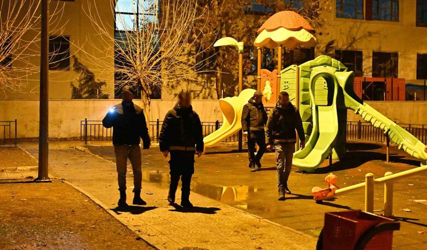 Adıyaman'da narkotik ekiplerinden şok uygulama