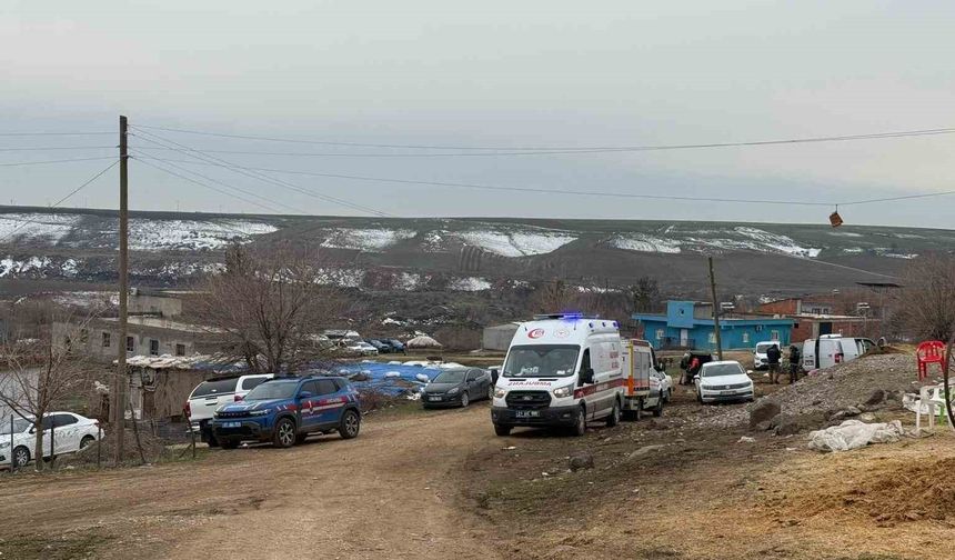 Diyarbakır'da 2 çocuk annesi, sırra kadem bastı