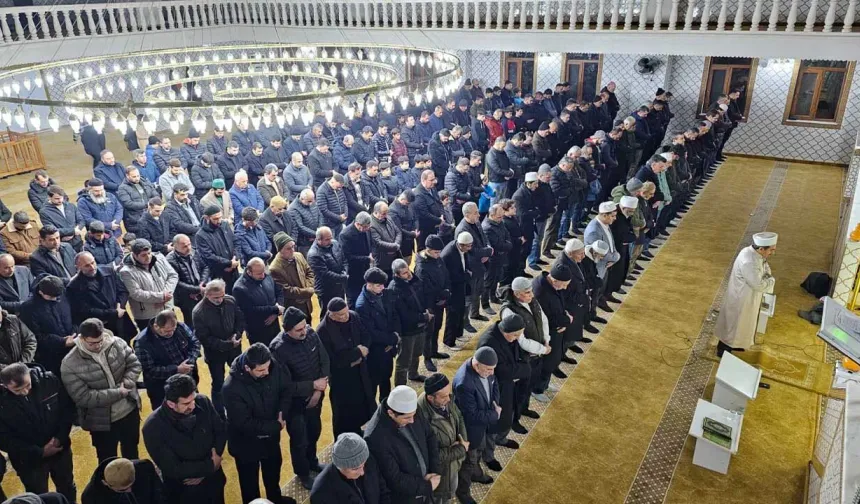 Diyarbakır'da Miraç Kandilli programı