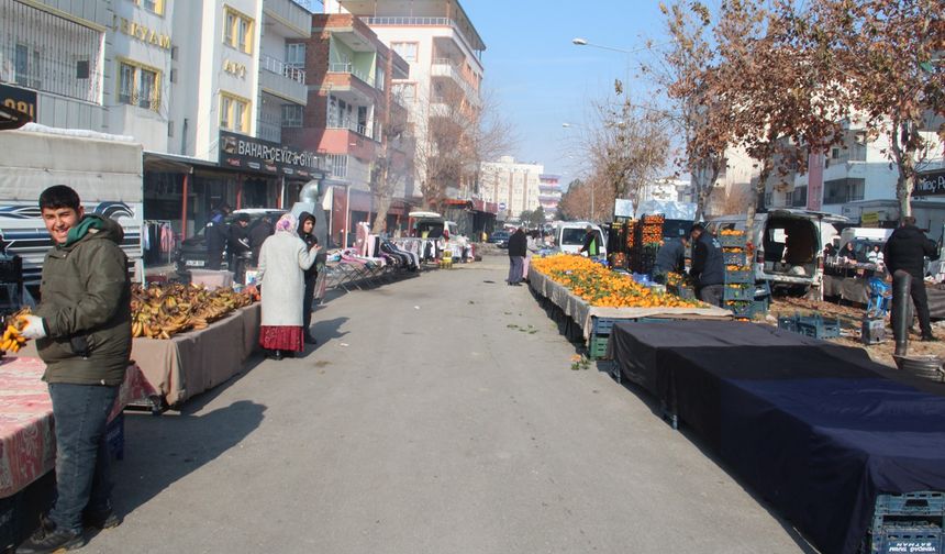 Dondurucu soğuk semt pazarlarını vurdu