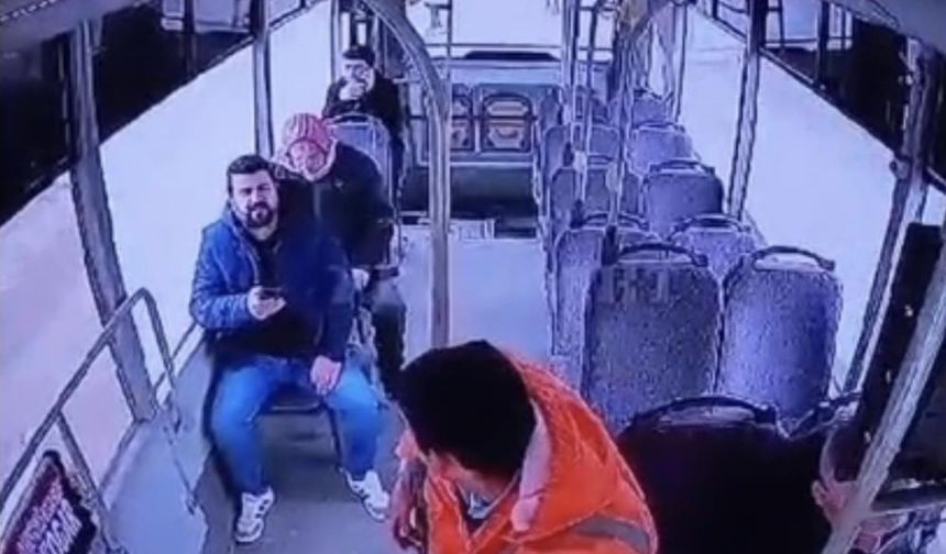 Mardin'de halk otobüsünde epilepsi nöbeti kameraya yansıdı: Ölen kişinin ismi belli oldu