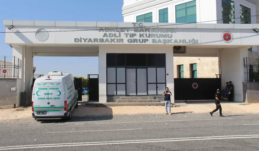 Diyarbakır'da husumetlisi boğazına ateş etti: Ölen kişinin ismi belli oldu