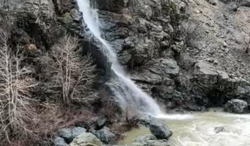 Diyarbakır'da “9 Virajlar” şelalesi yeniden coştu