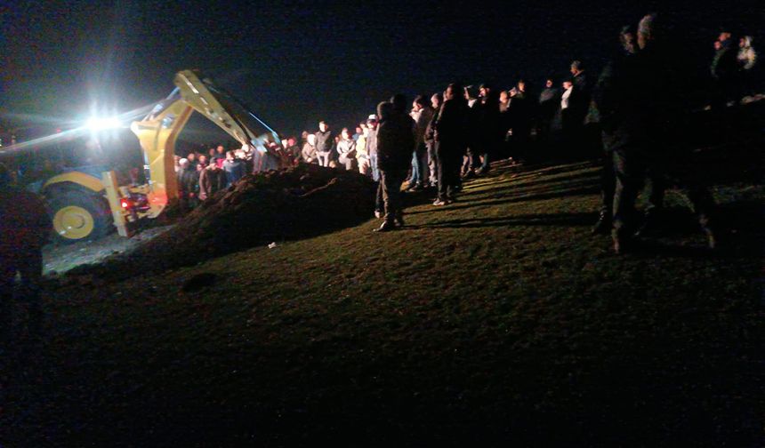 Diyarbakır'da dere yatağında ölü bulunan Nimet Kılıç defnedildi