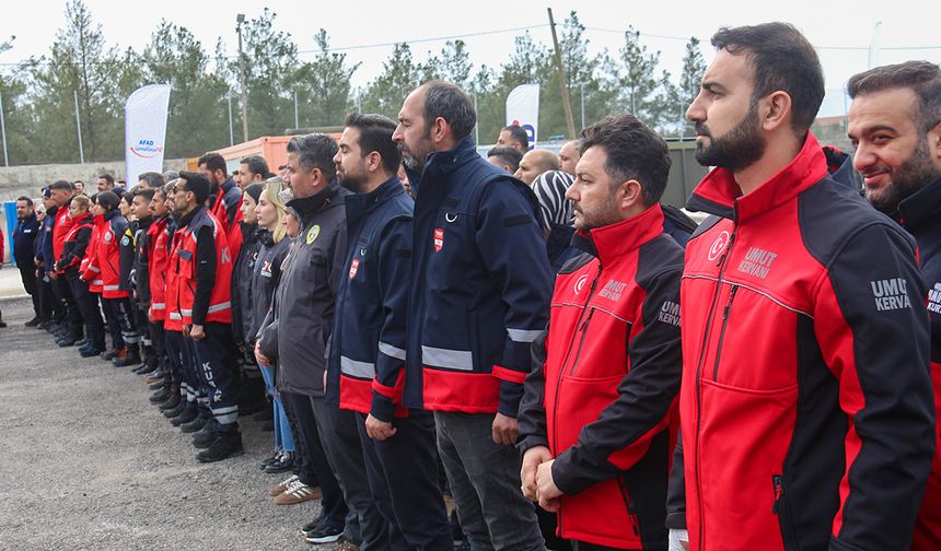 Diyarbakır'da gönüllü arama kurtarma ekiplerine peç takıldı