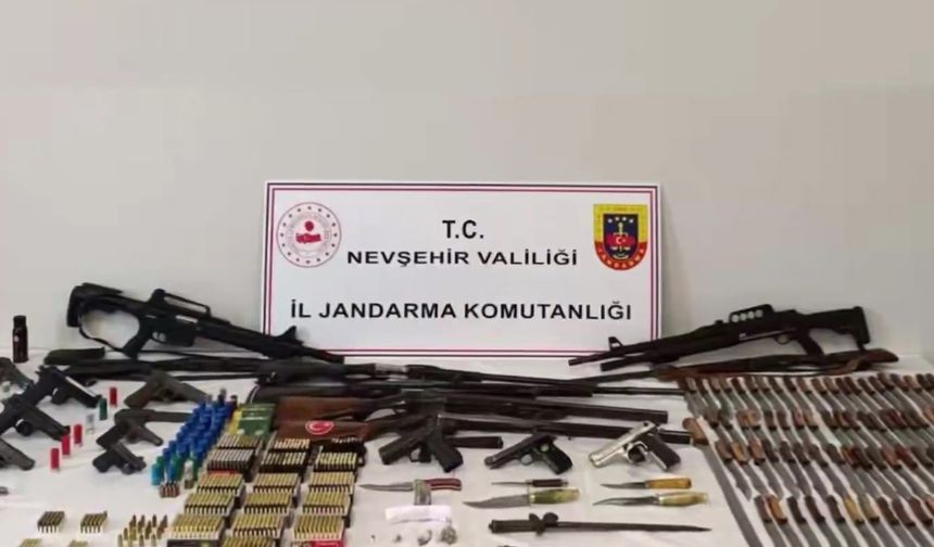 Diyarbakır'da silah kaçakçılığı operasyonu