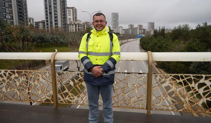 Giresun'dan umreye gitmek için yürüyor: Diyarbakır'dan sonra Gaziantep'e ulaştı