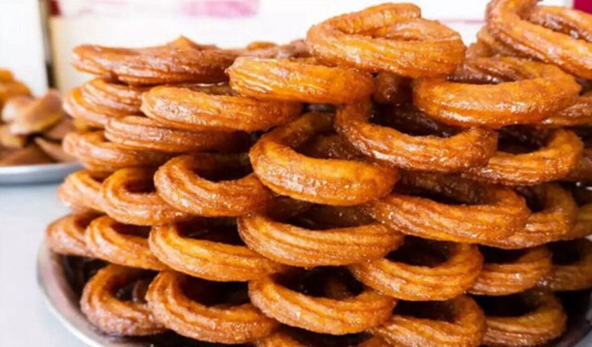 Diyarbakır'da her sokakta bir tezgâh: Halka tatlıya büyük rağbet