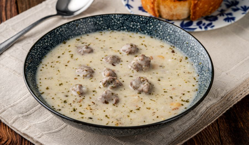 Diyarbakır'ın kış sofralarının vazgeçilmezi: Lebeni Çorbası soğuk günlerde iç ısıtıyor