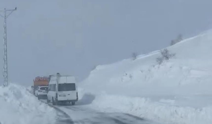 Malatya-Sincik karayolu tipi nedeniyle ulaşıma kapandı