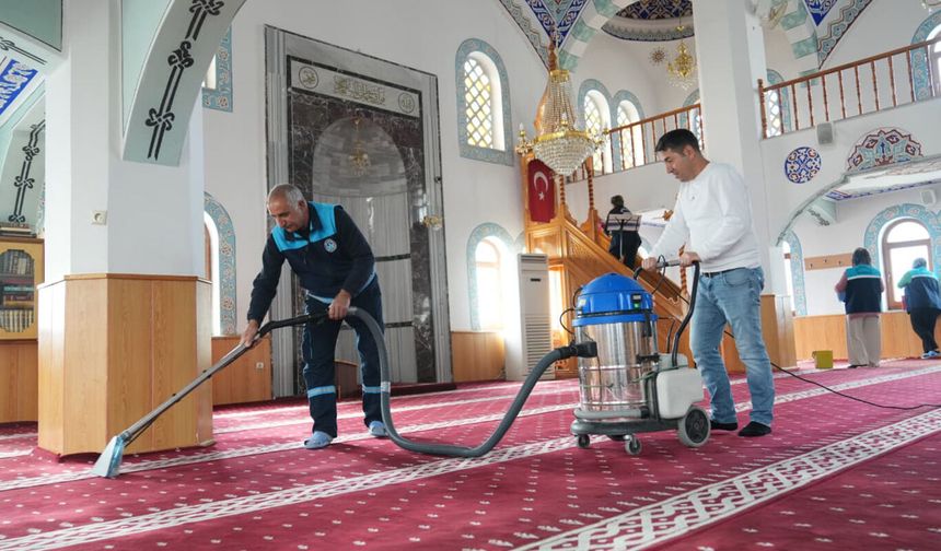 Malatya'da camiler Ramazan ayına hazırlanıyor