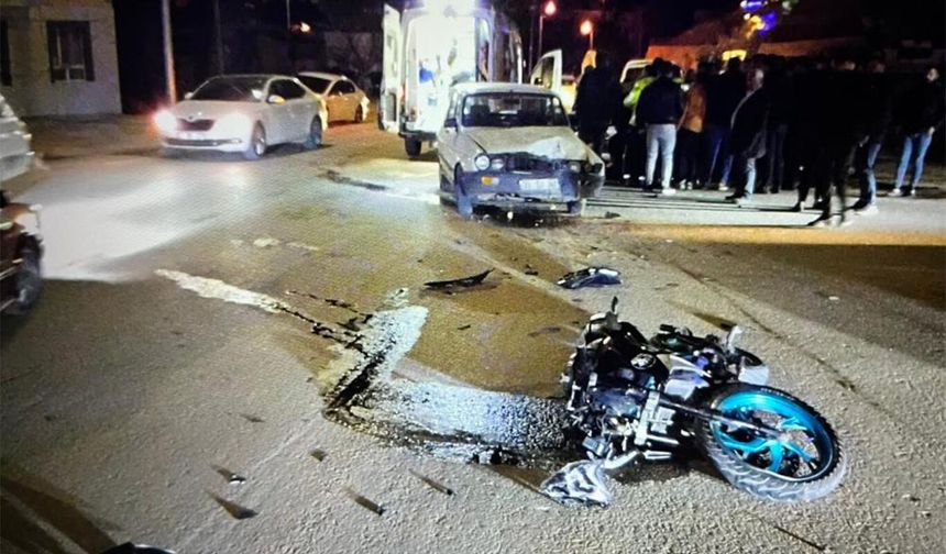 Adıyaman’da otomobil ile motosiklet kafa kafaya çarpıştı