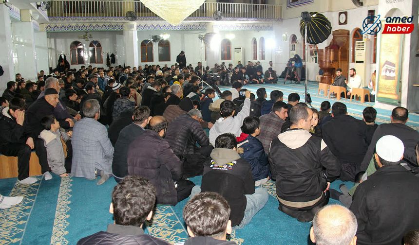 Diyarbakır'da Kadir Gecesi dualarla ihya edildi