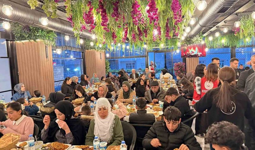 Çermik'te yetimler için iftar etkinliği düzenlendi