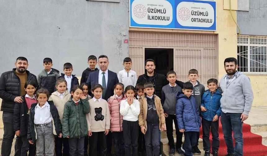 Dicle İlçe Milli Eğitim Müdürü Selçuk'tan okul ziyareti