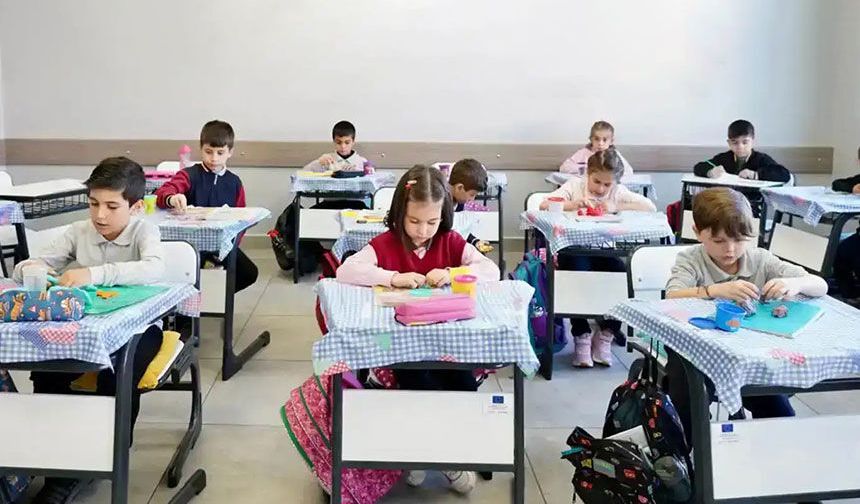 Diyarbakır'da 477 bin öğrenci yeniden ders başı yaptı