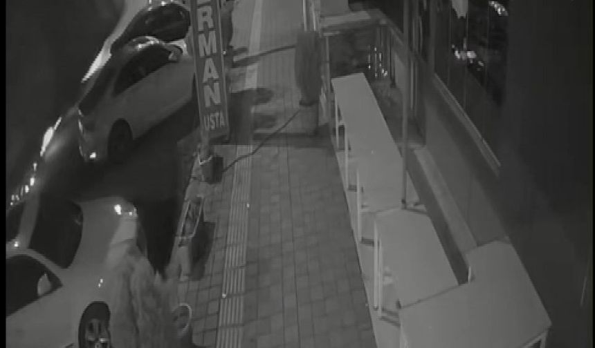 Diyarbakır'da devrilen tırın 7 araca çarpma anı kameraya yansıdı