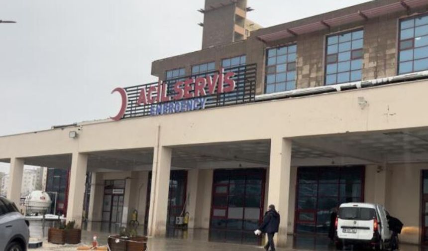 Diyarbakır'da yol verme kavgası: 2 yaralı