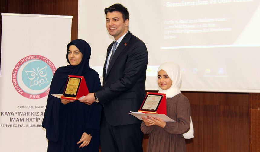 Genç Nida Kur'an-ı Kerim'i Güzel Okuma Yarışmasında bölge birincisi Diyarbakır ve Van oldu