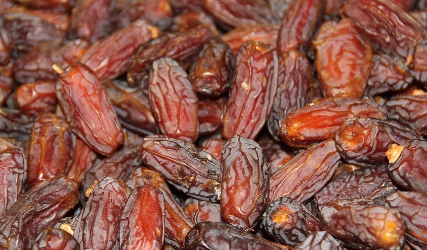 Ramazan'da fazla hurma tüketimine dikkat