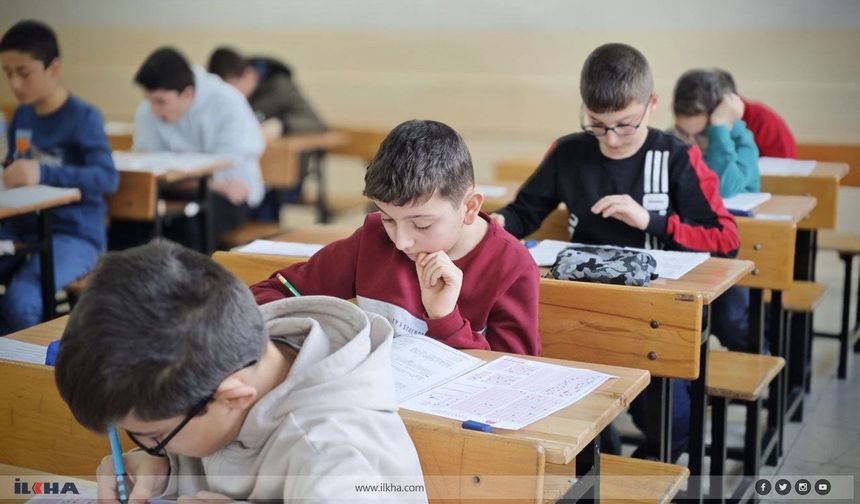 Okullarda ikinci ara tatil sona erdi