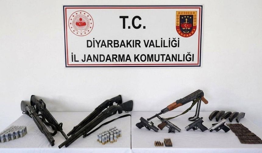 Diyarbakır'da çok sayıda ruhsatsız silah ele geçirildi