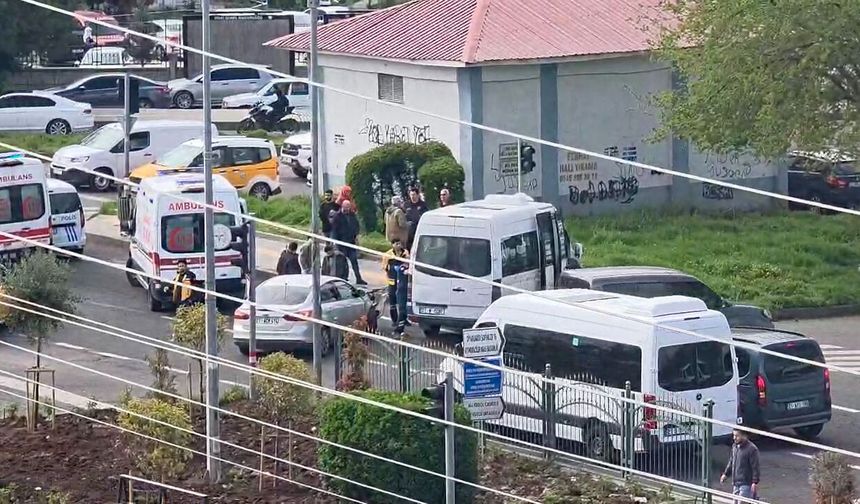 Diyarbakır Toptancılar Sitesi Kavşağı'nda kaza: 3 yaralı