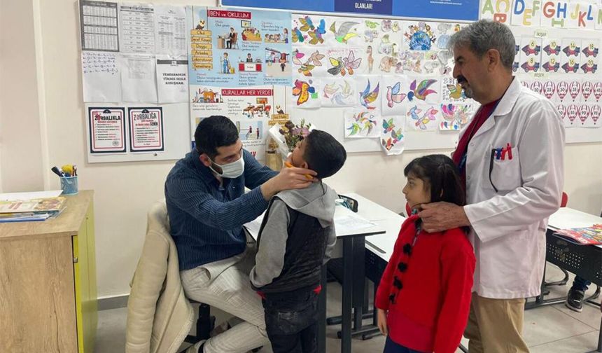 Diyarbakır’da öğrencilere ağız ve diş sağlığı taraması
