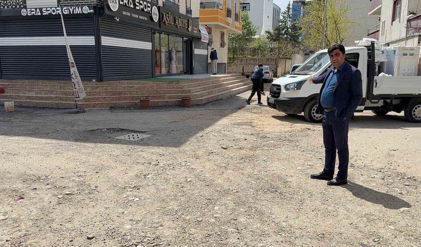 Batman'da sokaklar çukurlarla doldu