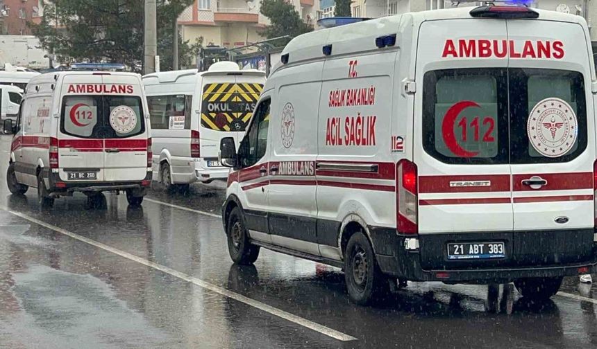 Diyarbakır'da esnaf arasında silahlı kavga: 3 yaralı