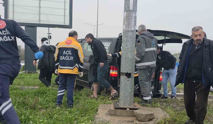 Diyarbakır'da iki araç çarpıştı: 4 yaralı