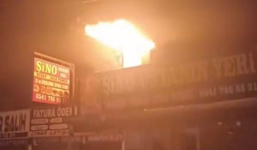 Diyarbakır'da lokanta alevlere teslim oldu