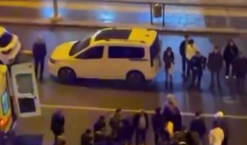 Diyarbakır'da otomobil motosiklete çarptı: 1 yaralı